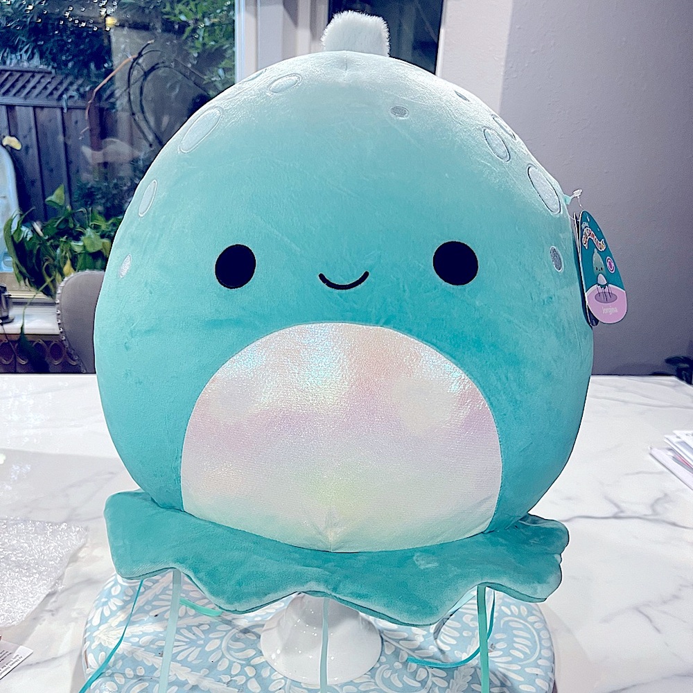 Squishmallow Jorgina NWT